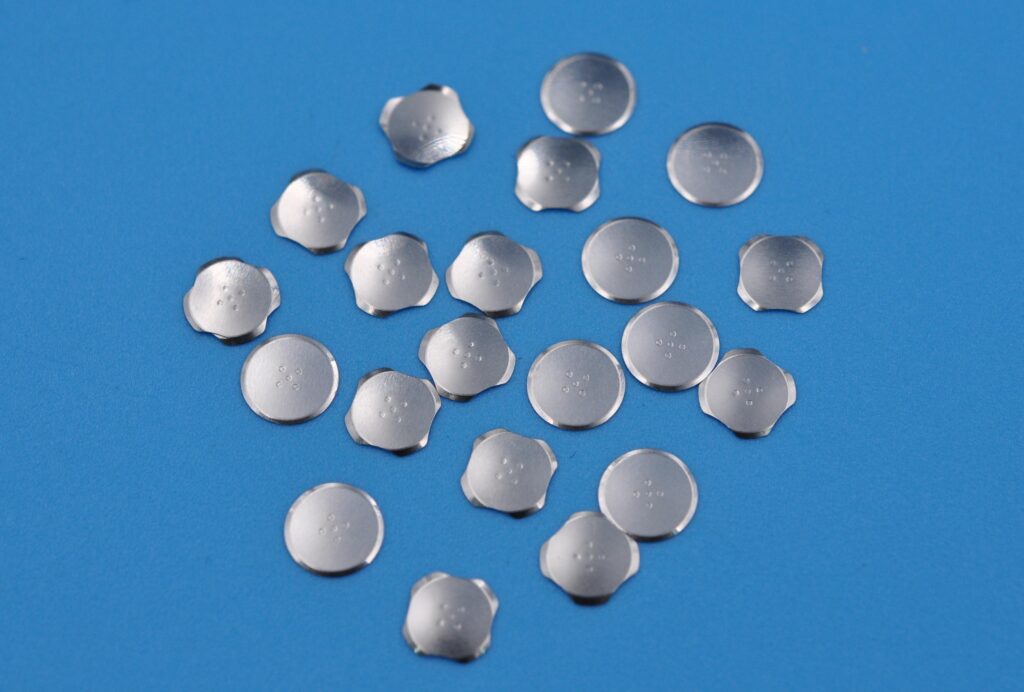 How to choose metal dome strength (gf)?