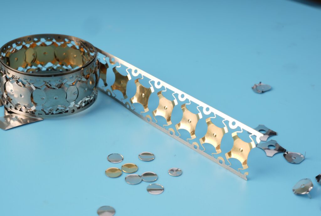 How to Choose Between Dimple and Non-Dimple Metal Domes?